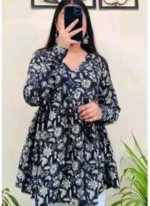 Black Floral Trendy V-neck Short Kurta Top