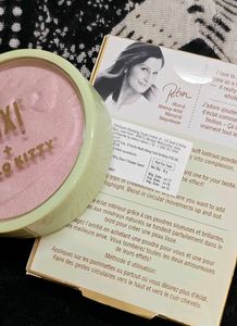 Pixi + Hello Kitty Glowy Powder (Sweet Glow)