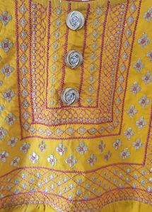 XXL TOPS / TUNICS FOR WOMEN