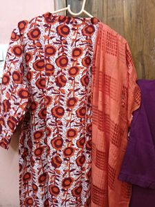 BrandNewCombo-Maroon&amp;Orange Embroidered Kurta+Plaz