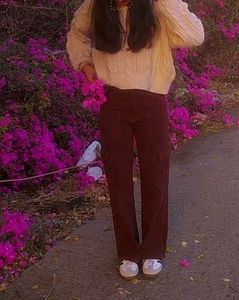 Pintresty Off White Sweater