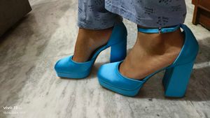 🇮🇪Imported Primark Blue Heels🇮🇪