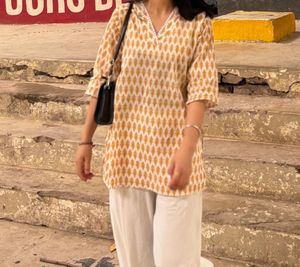 Short Kurti