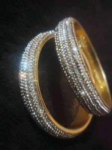 Sparkling Gold Bangles✨ - Set of Four