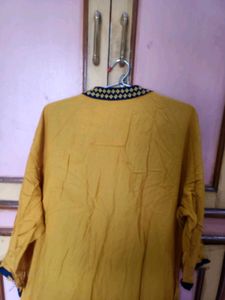 Pretty Embroidered Kurta For Women