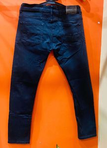 NUMERO UNO BLACK JEANS (Size 34)