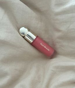 RARE BEAUTY BLUSH