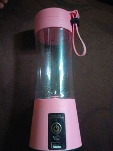New Portable Hand Juicer 🍹