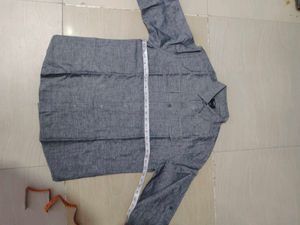 DKNY Gray 🩶 Shirt Size M