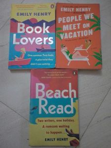Best selling Fiction Novels Self Help Books