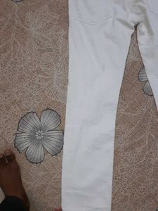 Distressed White Denim Jeans