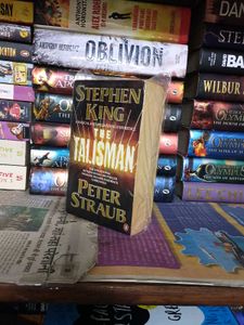 New Book Set Narnia And Danielle Steel Rs600 Each.
