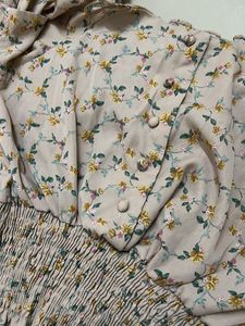 Floral Puff Sleeve Top