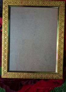 Elegant Gold Picture Frame