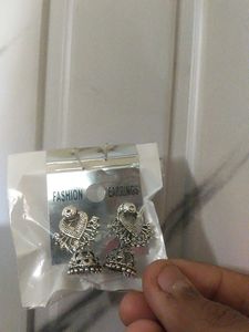 Vintage Silver Tone Earrings