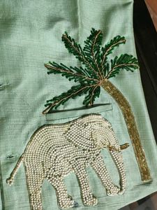 Embroidered Men&#39;s Koti