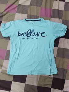 women cappery 36 size with small size two cotton t-shirt