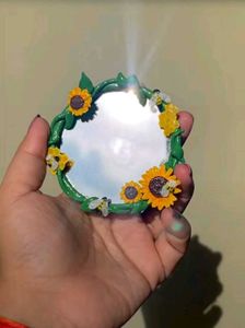 Mini Sunflower Mirror 🌻🪞