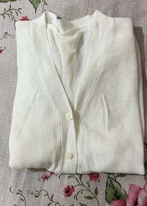 Pretty Korean Off White Top