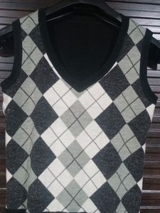 Boys Sleeveless Sweaters