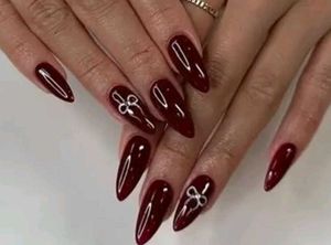 Nails With Manicure Kit