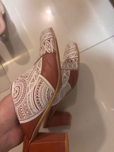 Kanvas Suede Leather Block Heels