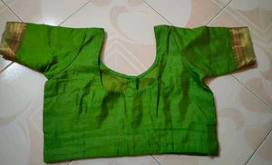Green Silk Saree With Blouse