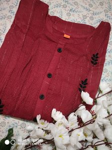 Maroon Colour Kurti💫
