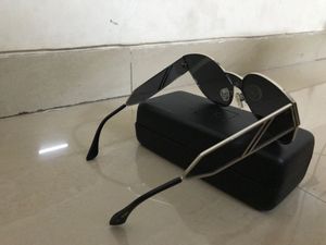 LYN Black Sunglasses