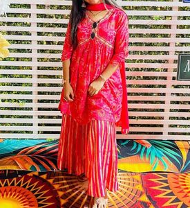 Salwar Suit