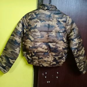 Camouflage Women Puffer Crop Jacket