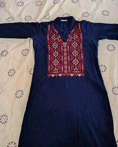 Navy Blue Kurta With Thread And Mirror Work