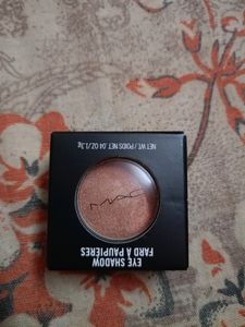 MAC Glitter Eyeshadow In Shade All That Gliters