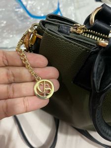 Cover Story Bag