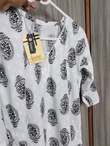 White Printed Cotton Kurti – Brand New