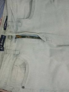 Light Wash Denim Jeans