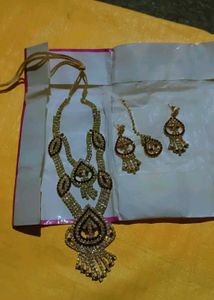 Rhinestone Necklace, Earrings &amp; Maang Tikka Set