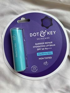 Dot & Key Barrier Repair Hydrating Lip Balm SPF 50