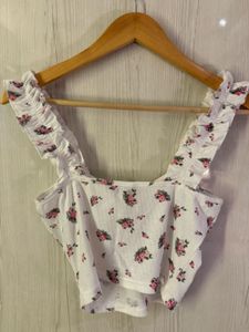 Cutest Floral Ruffle Top