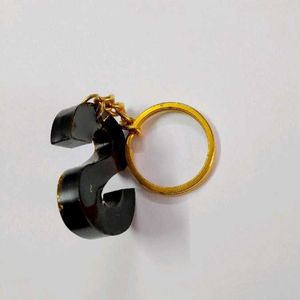 &#39;S&#39; Glitter Keychain