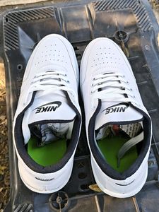 Nike White Casual Shoes