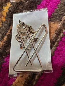 Floral Decorative saree pin