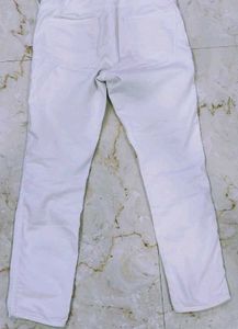 Jeans for Girls. Size 28