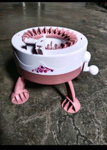 Knitting Machine