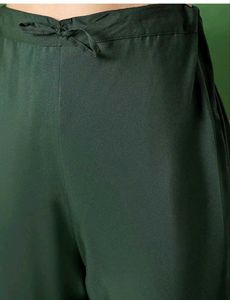 anuok Elegant Green Floral Kurta Set