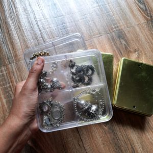 Pack Of 4 Jewelry/ Makeup Organisers
