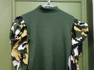 Green Camo Sleeve Top
