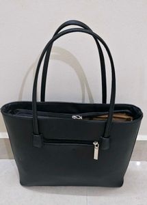 Lino Perros Laptop Tote Bag
