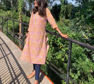 Get Beautiful Print Kurta