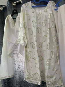 White Embroidered Salwar Kameez With Dupatta